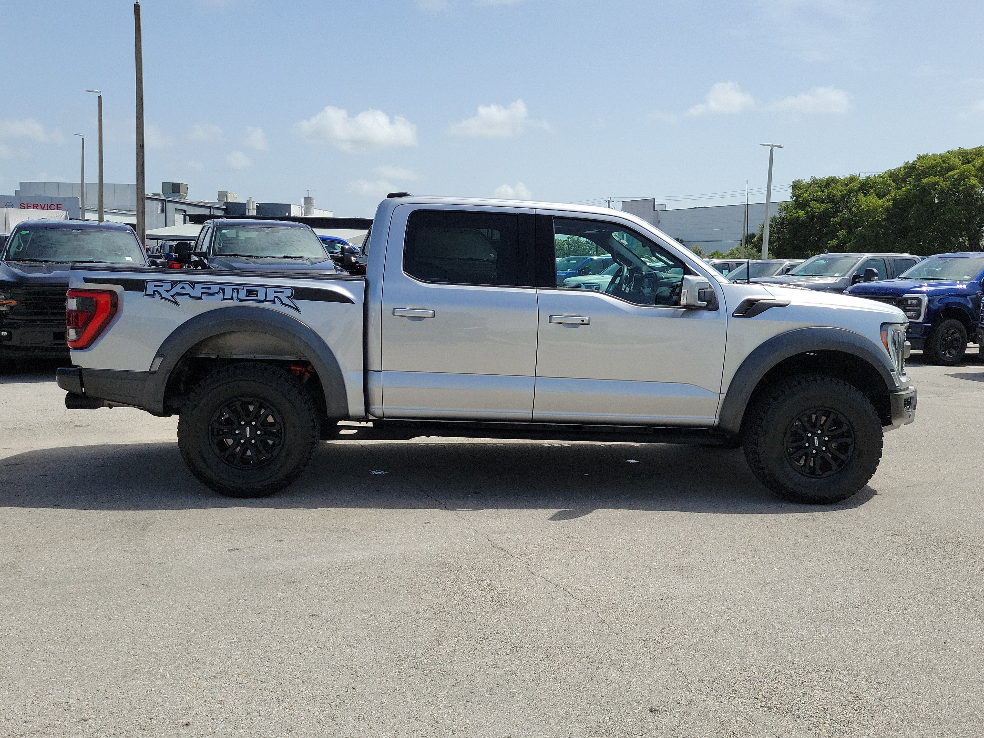 Certified 2022 Ford F150 Raptor w/ Equipment Group 801A High AWD/4WD image 4