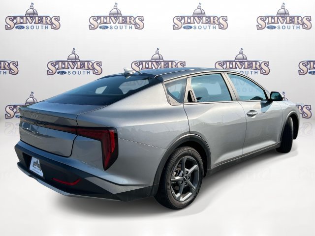 Used 2025 Kia K4 FWD image 3