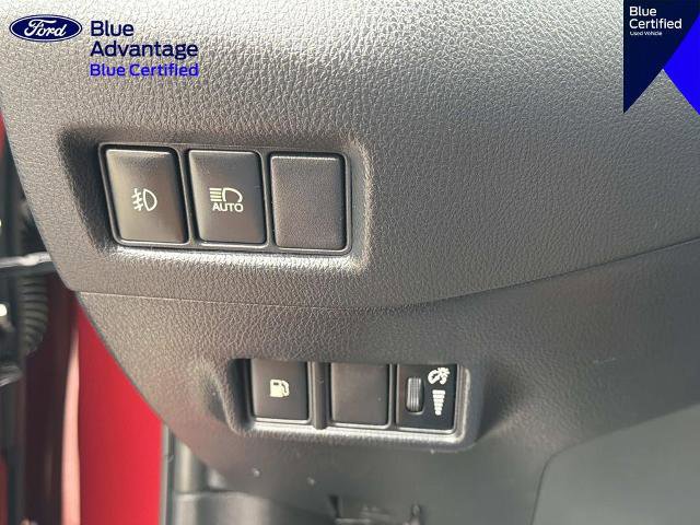 Used 2018 Toyota C-HR XLE FWD image 31