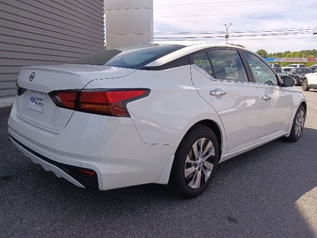 Used 2021 Nissan Altima 2.5 S w/ Driver Assist Package FWD image 3