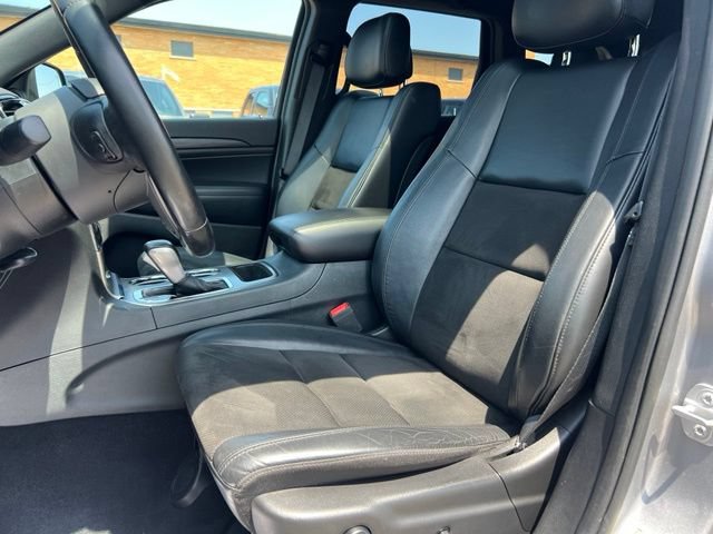 Used 2020 Jeep Grand Cherokee Altitude AWD/4WD image 20
