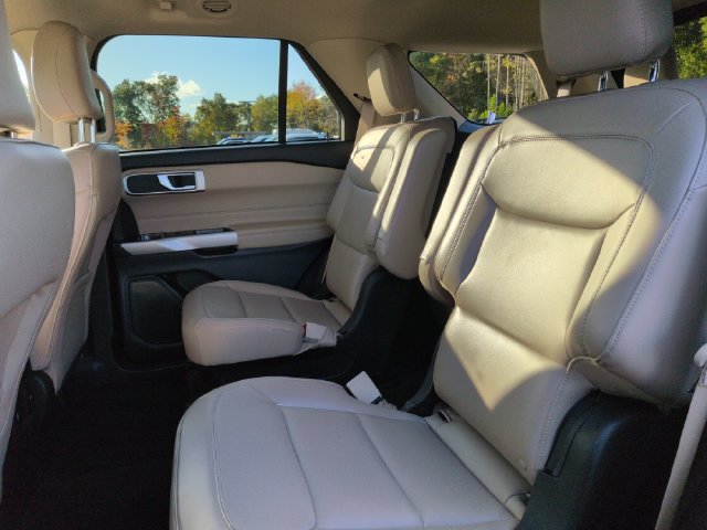 Certified 2023 Ford Explorer XLT w/ Equipment Group 202A AWD/4WD image 26