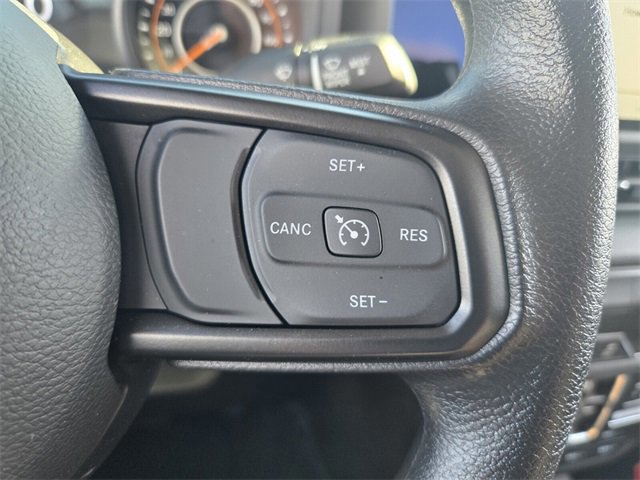 Used 2025 Jeep Gladiator Sport image 28