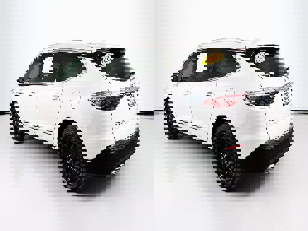 Used 2023 Buick Enclave Essence w/ Sport Touring Edition image 4