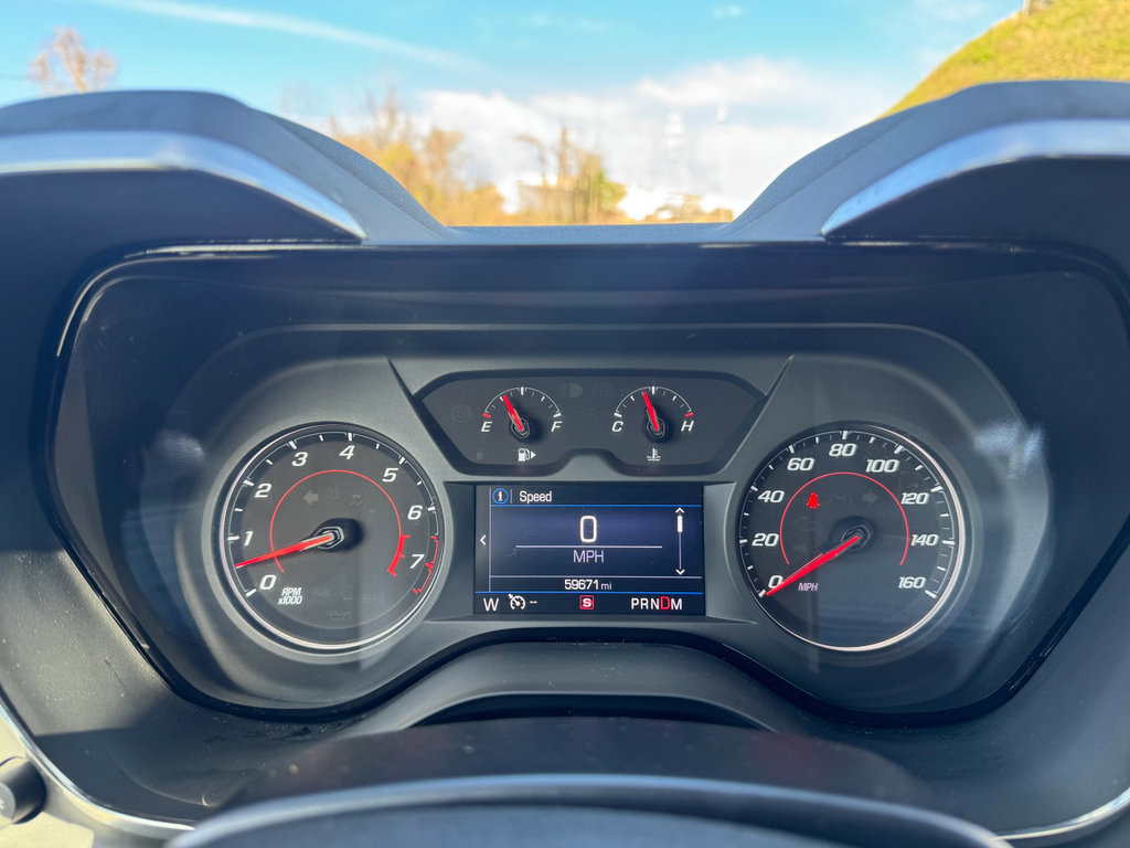 Used 2022 Chevrolet Camaro LT w/ RS Package image 25