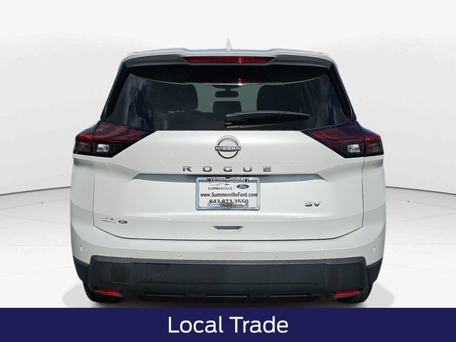 Used 2024 Nissan Rogue SV FWD image 5