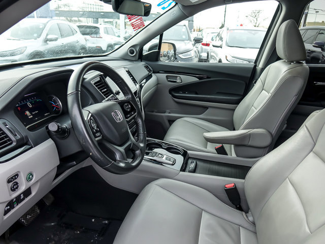Used 2020 Honda Pilot Touring image 10