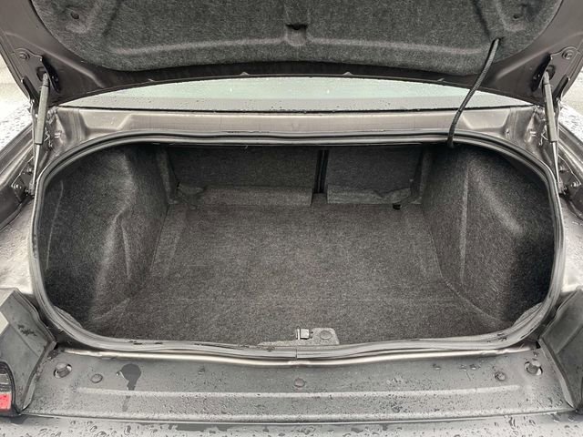 Used 2021 Dodge Challenger R/T Scat Pack w/ T/A Package RWD image 9