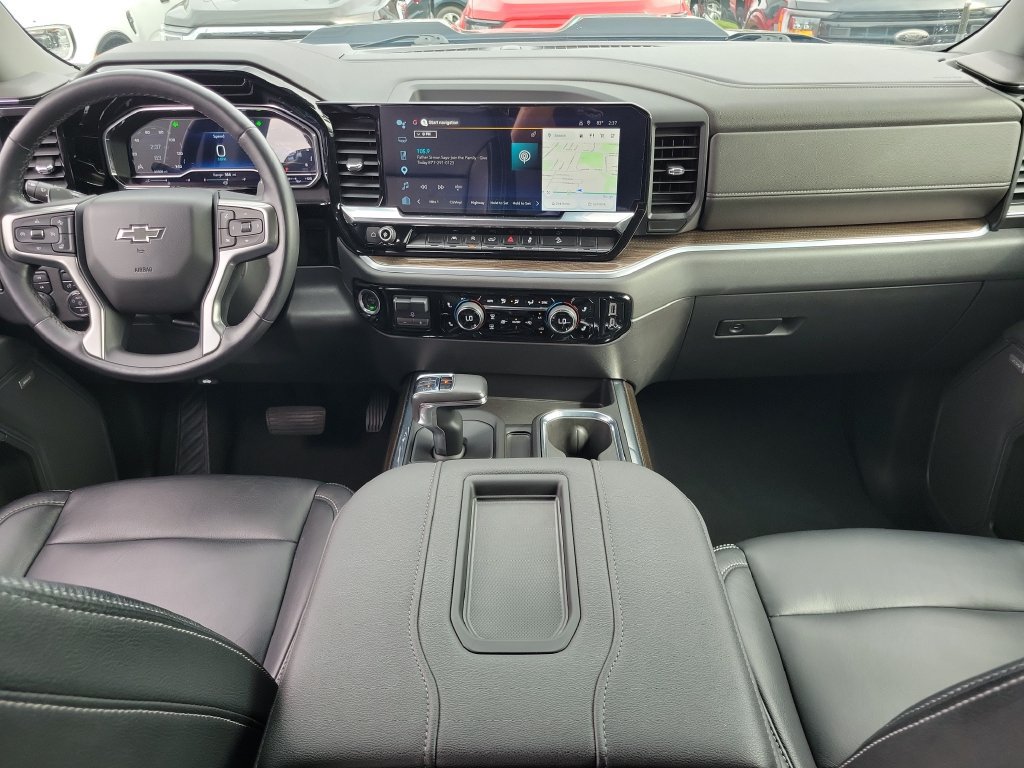 Used 2022 Chevrolet Silverado 1500 LT Trail Boss AWD/4WD image 11