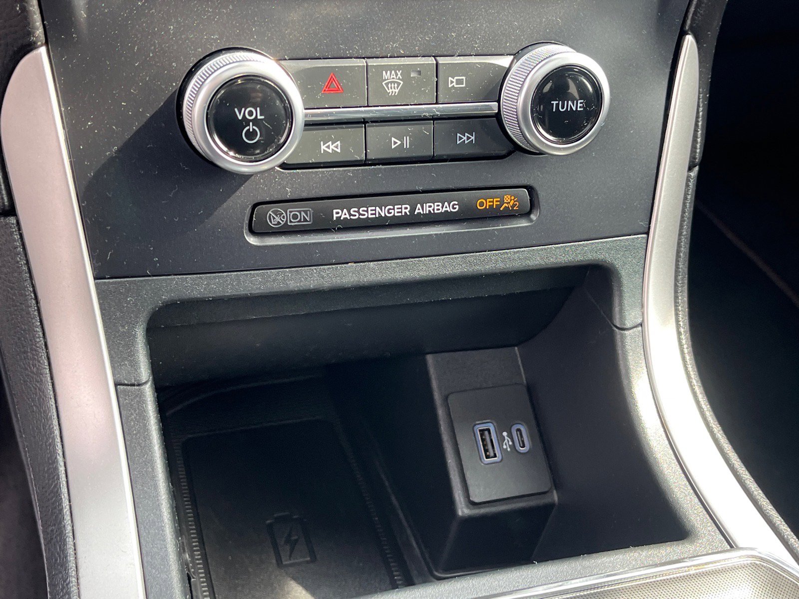 Certified 2024 Ford Edge ST-Line image 14