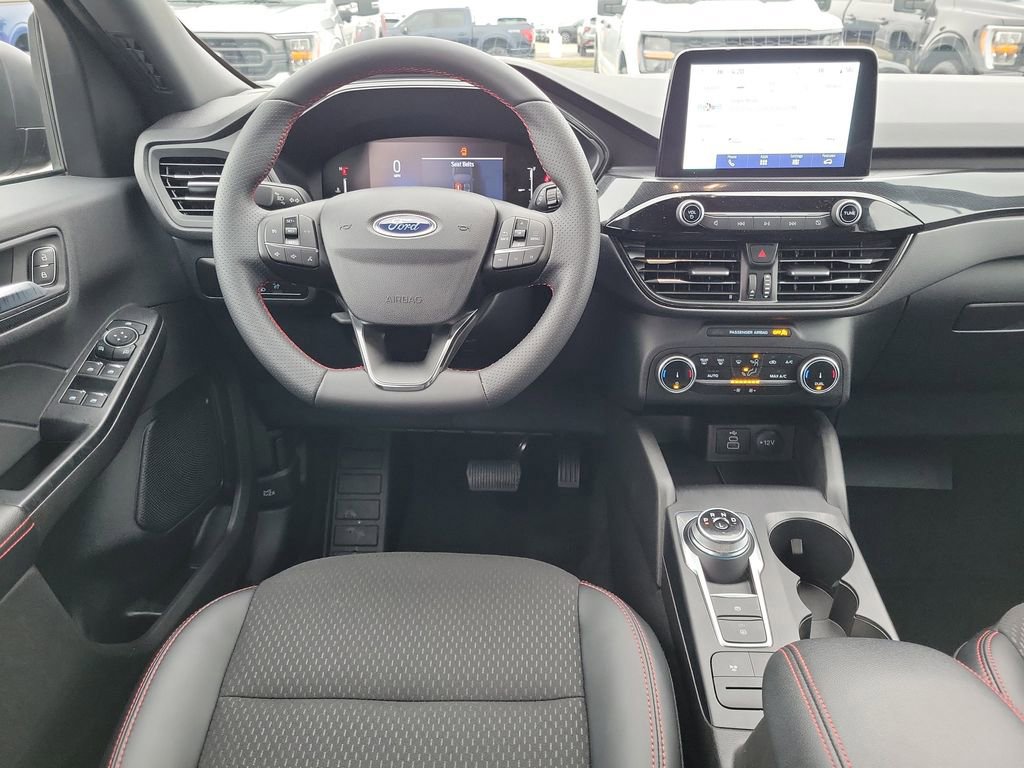 Certified 2025 Ford Escape ST-Line AWD/4WD image 12