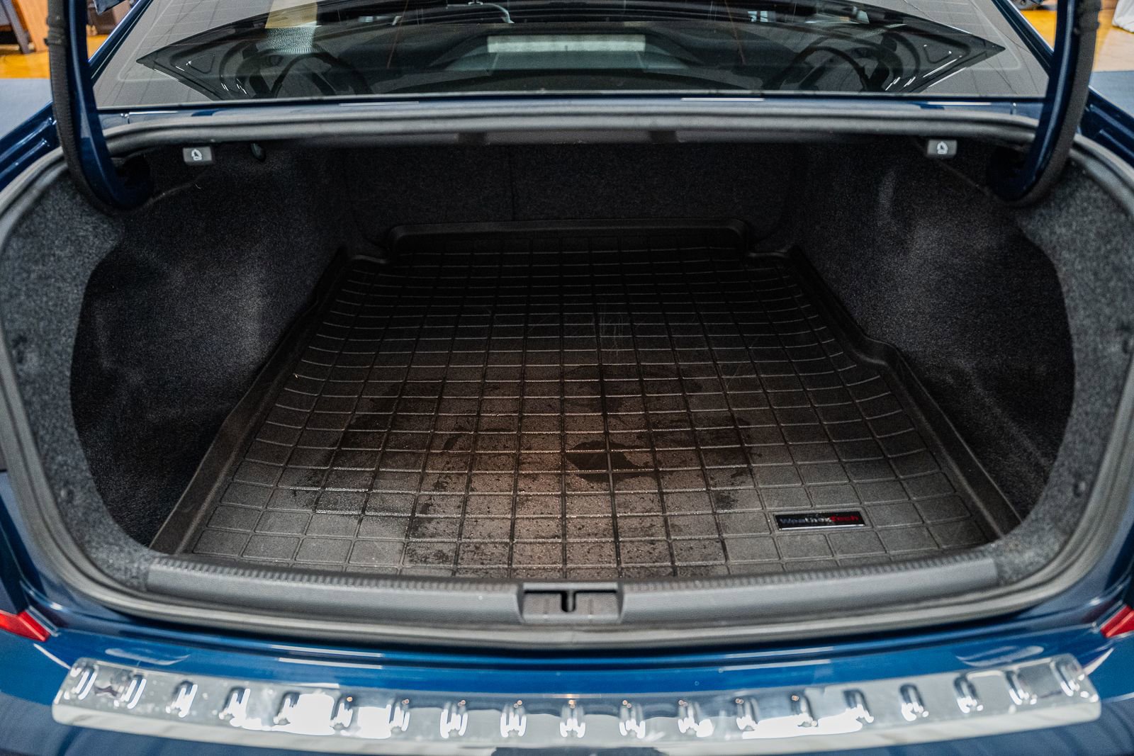 Used 2021 Volkswagen Passat 2.0T R-Line image 9