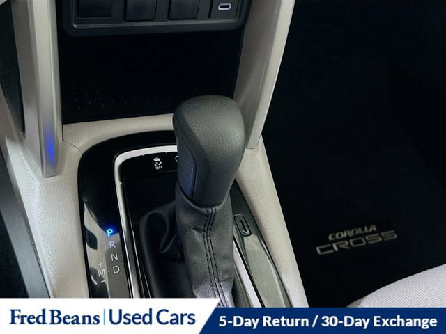 Used 2024 Toyota Corolla Cross L image 19