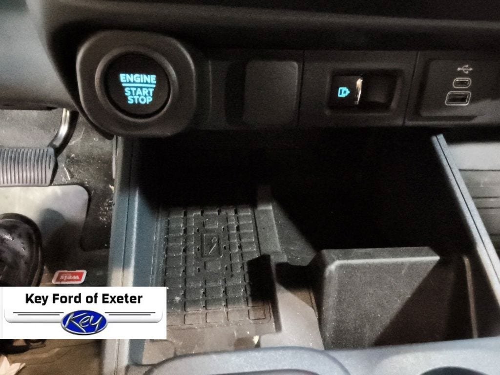 Certified 2025 Ford Maverick Lariat w/ Black Appearance Package AWD/4WD image 34