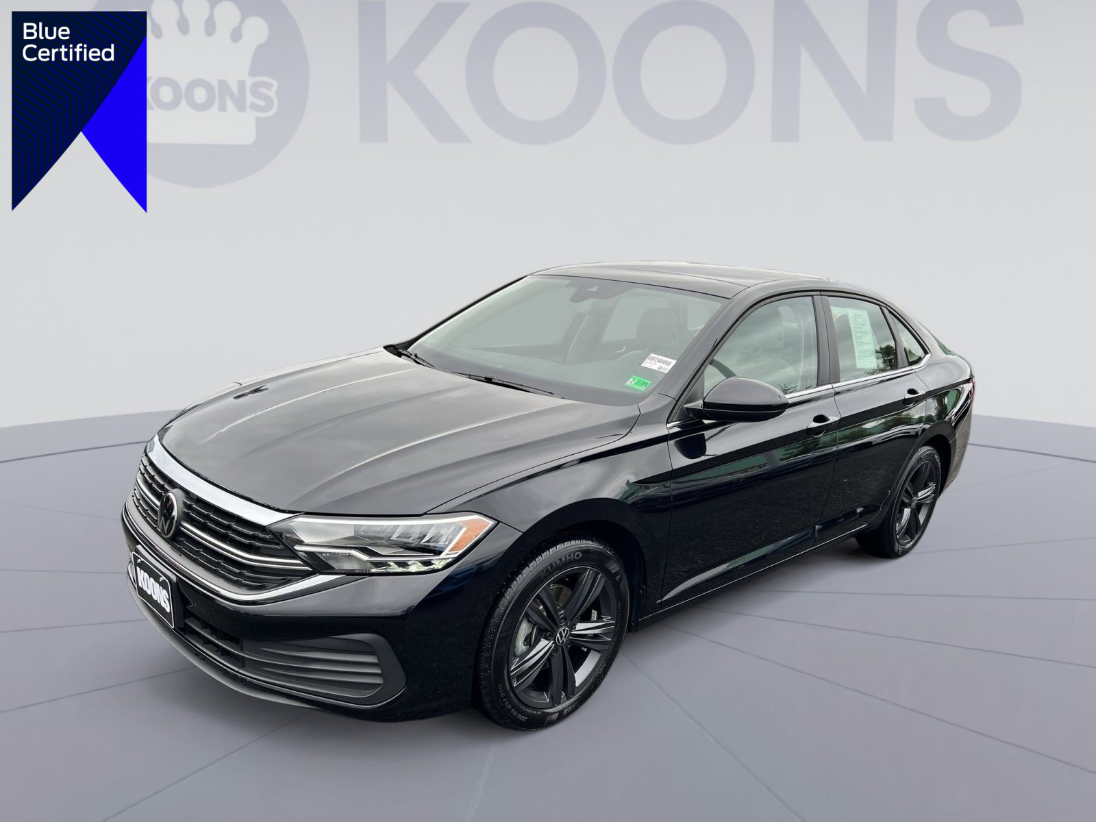 Used 2024 Volkswagen Jetta SE w/ Panoramic Sunroof Package