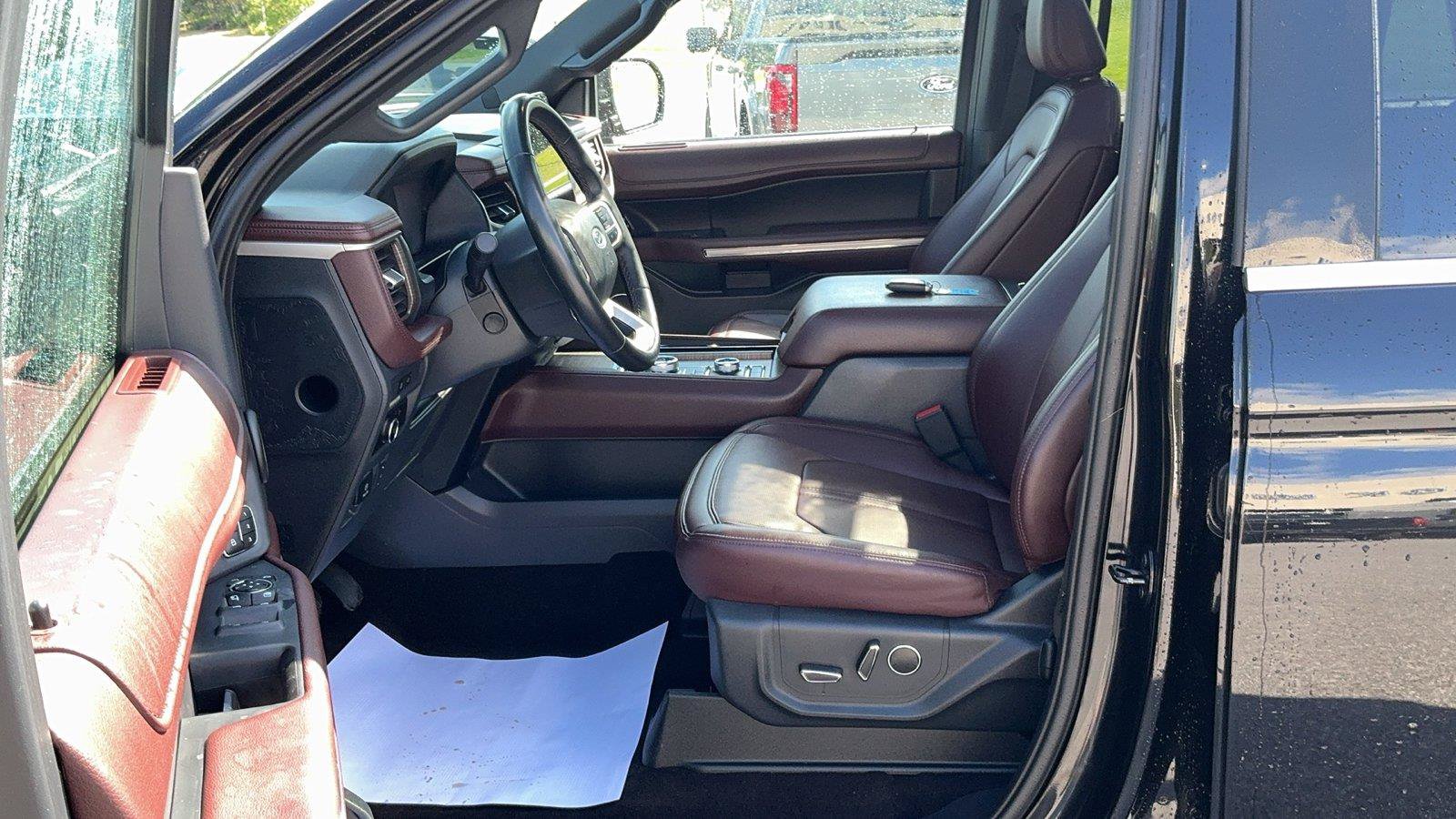 Certified 2023 Ford Expedition Limited AWD/4WD image 13