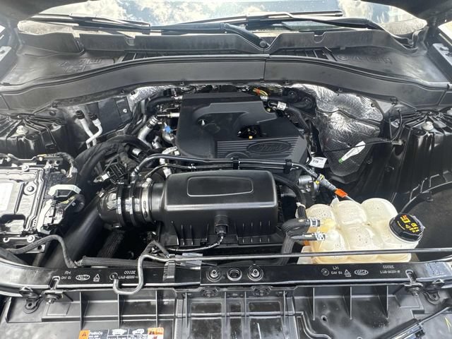 Certified 2020 Ford Explorer XLT w/ Equipment Group 202A RWD image 10