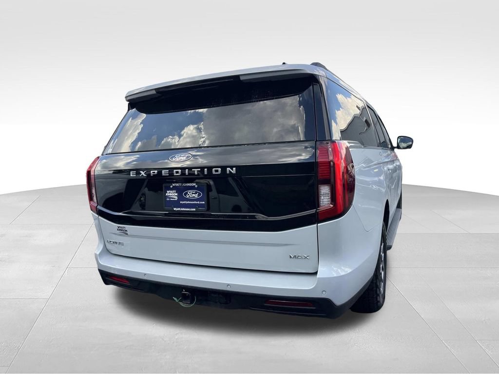Certified 2025 Ford Expedition Max Active AWD/4WD image 3