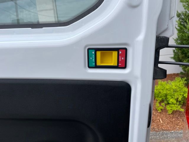 Certified 2019 Ford Transit 250 130 Medium Roof RWD image 20