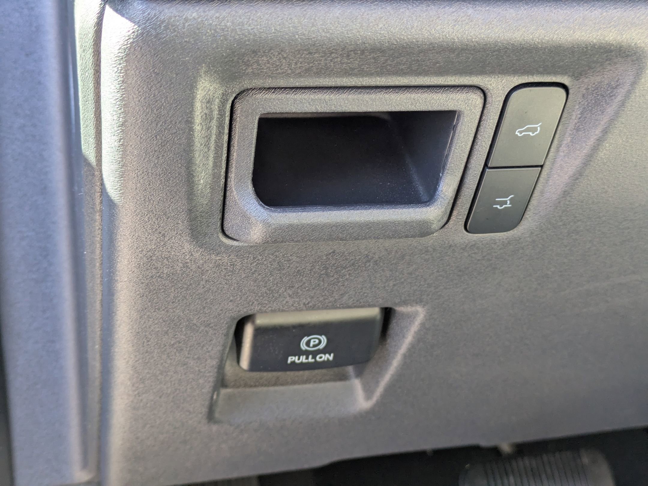 Certified 2025 Ford Expedition Active image 15