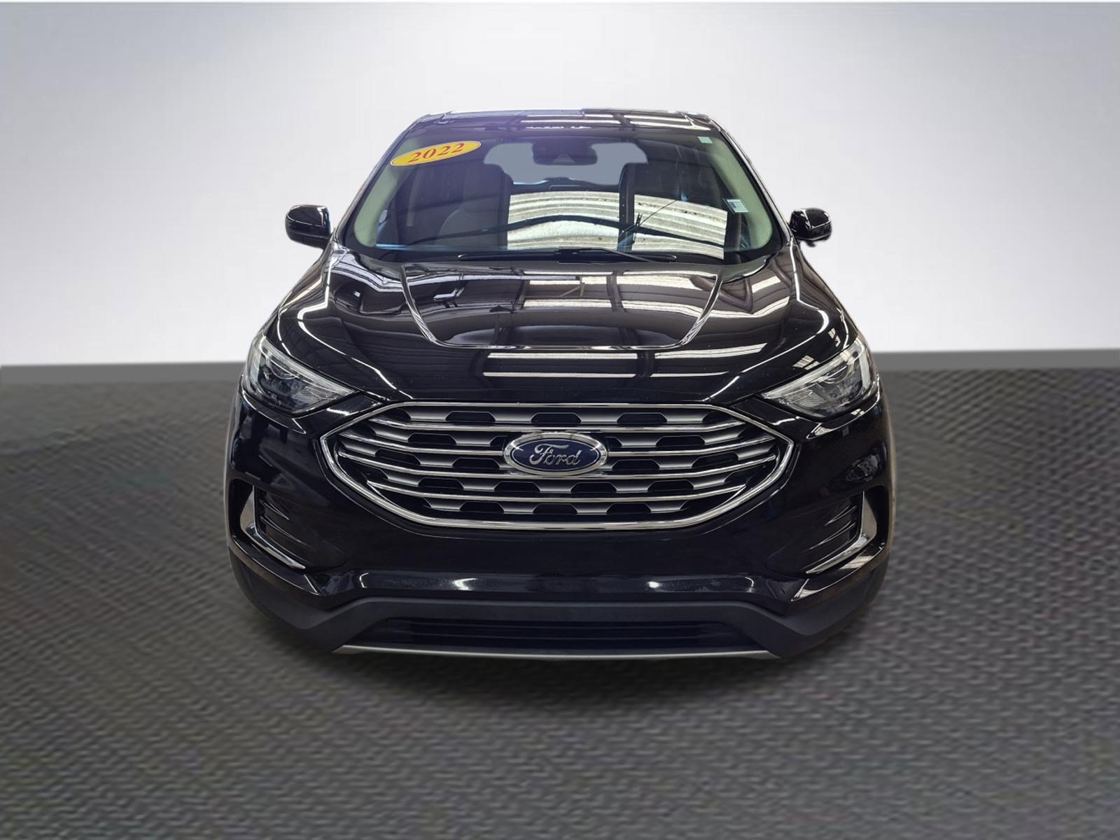 Certified 2022 Ford Edge SEL AWD/4WD image 3