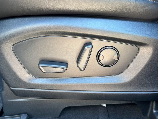 Certified 2022 Ford Explorer XLT w/ Equipment Group 202A AWD/4WD image 21