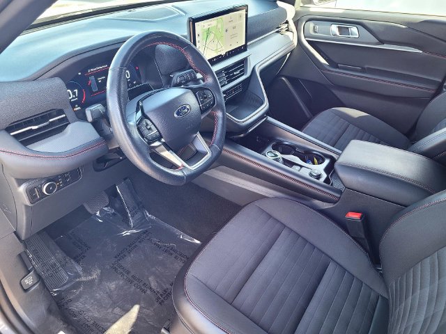 Certified 2025 Ford Explorer ST-Line AWD/4WD image 10
