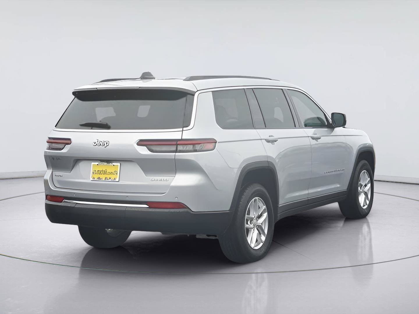 Used 2025 Jeep Grand Cherokee L Laredo w/ Luxury Tech Group I AWD/4WD image 6