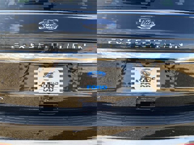 Certified 2024 Ford Expedition Limited image 45
