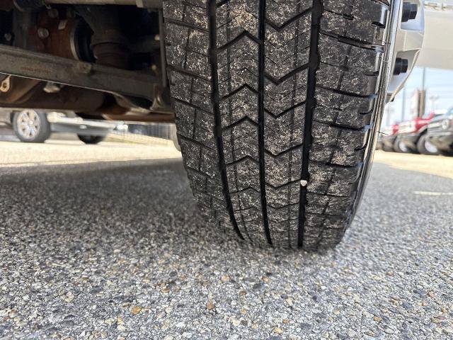 Used 2024 GMC Sierra 3500 Pro AWD/4WD image 30
