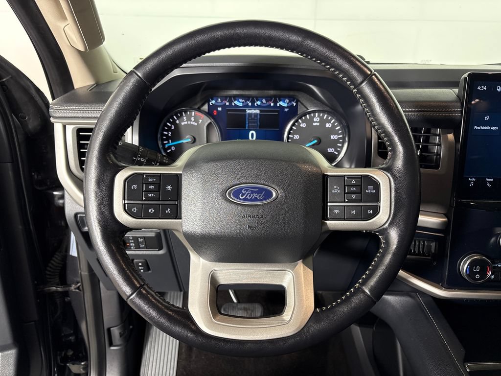 Certified 2022 Ford Expedition XLT AWD/4WD image 16