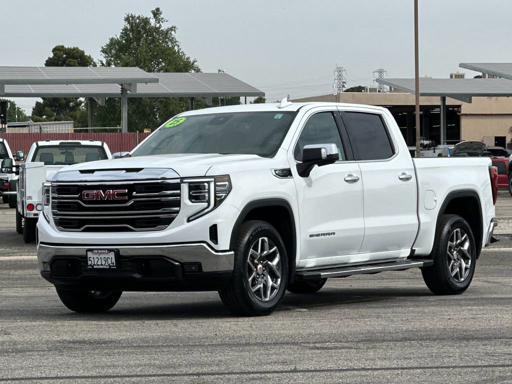 Used 2025 GMC Sierra 1500 SLT w/ SLT Premium Package RWD image 7