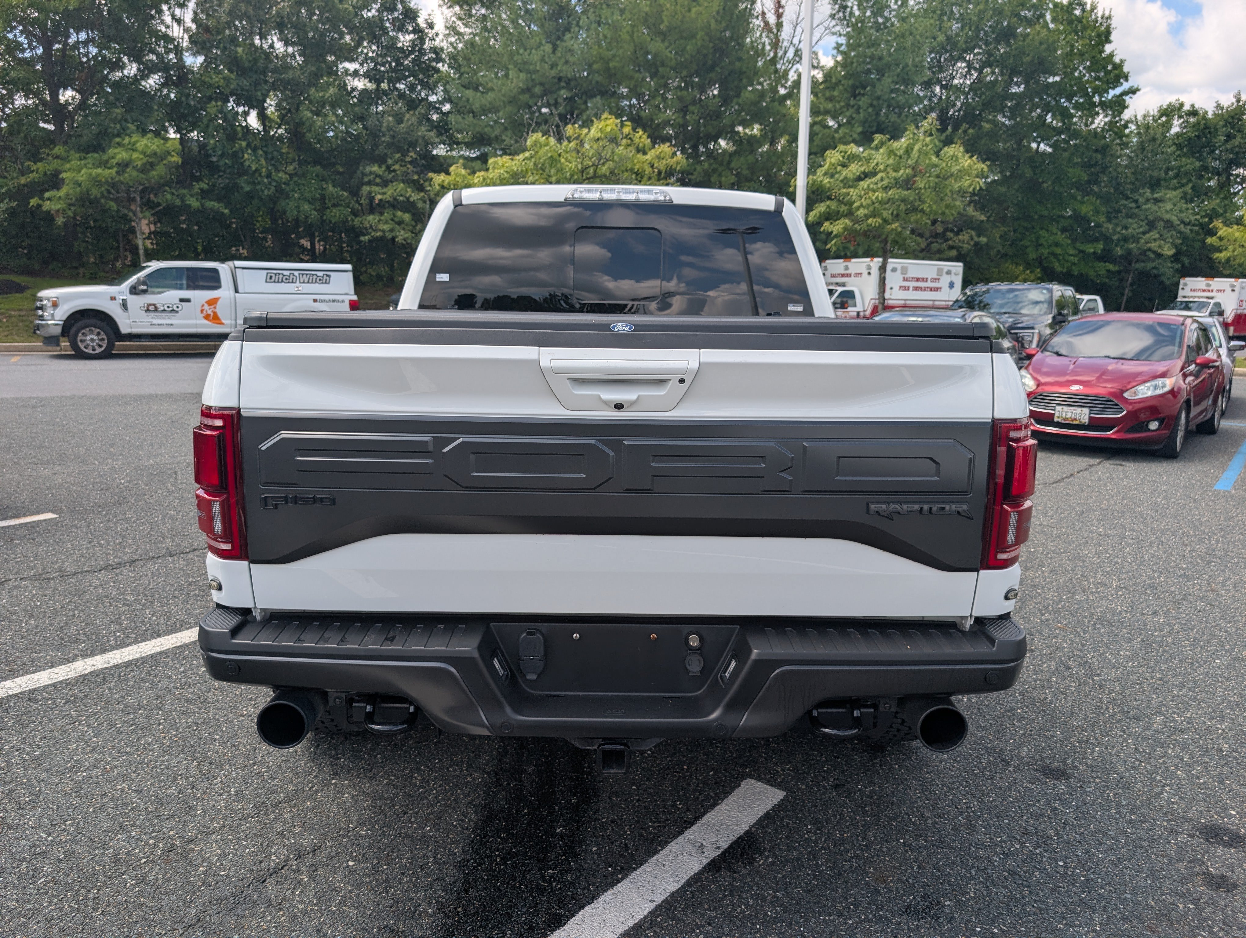 Certified 2018 Ford F150 Raptor w/ Equipment Group 802A Luxury AWD/4WD image 4
