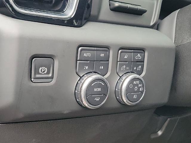 Used 2025 GMC Sierra 2500 Denali w/ Denali Reserve Package AWD/4WD image 13