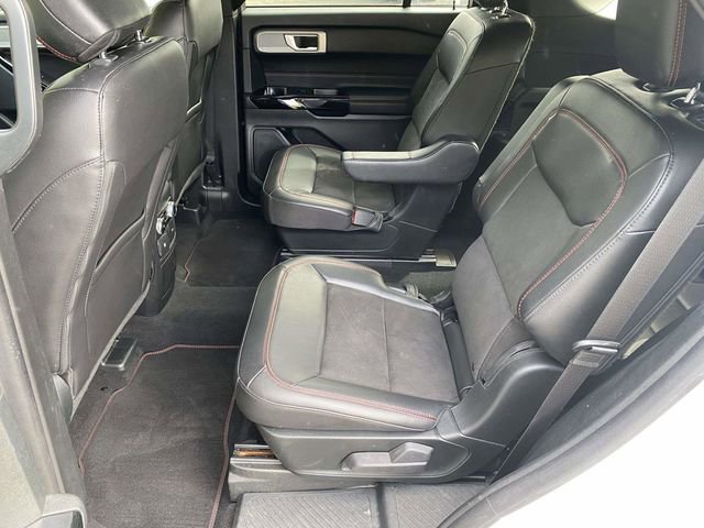 Certified 2023 Ford Explorer ST-Line w/ Class IV Trailer Tow Package image 16