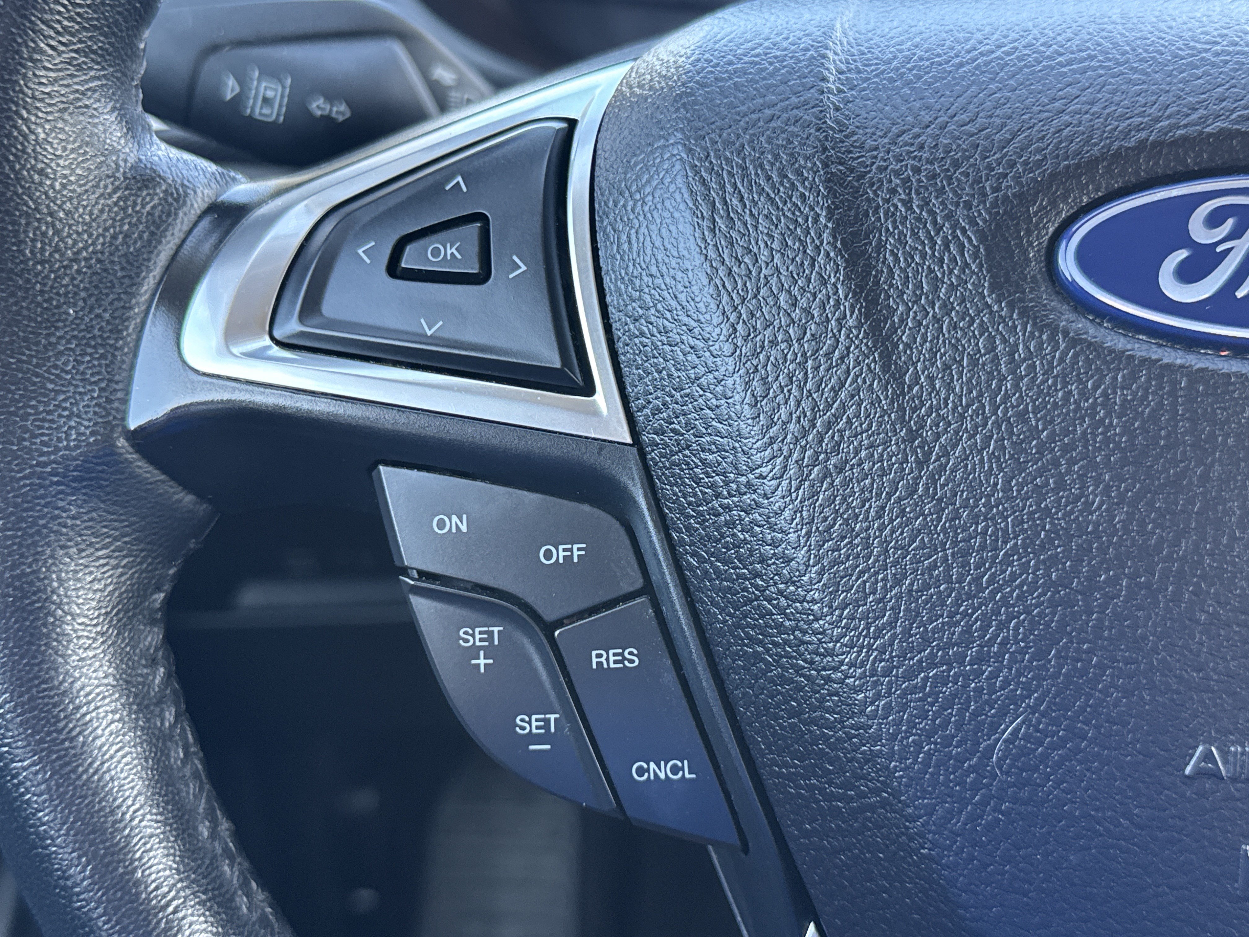 Certified 2024 Ford Edge SEL AWD/4WD image 16