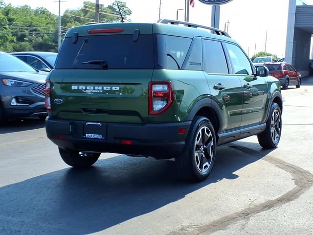 Certified 2023 Ford Bronco Sport Outer Banks w/ Tech Package AWD/4WD image 4