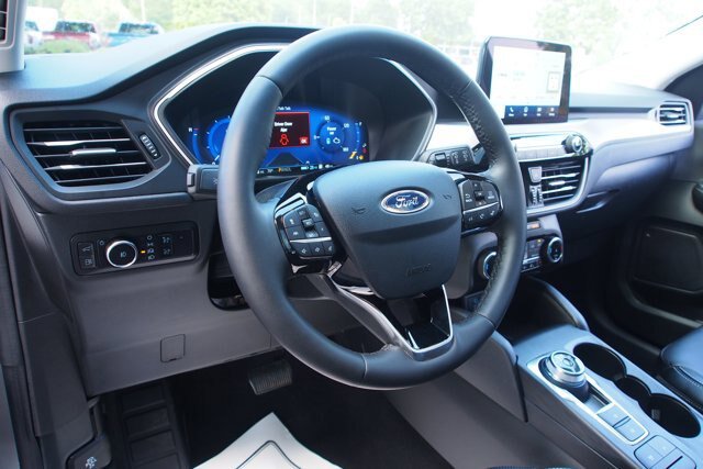 Certified 2022 Ford Escape SEL w/ Technology Package FWD image 16