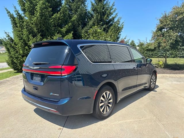 Used 2024 Chrysler Pacifica Limited FWD image 5