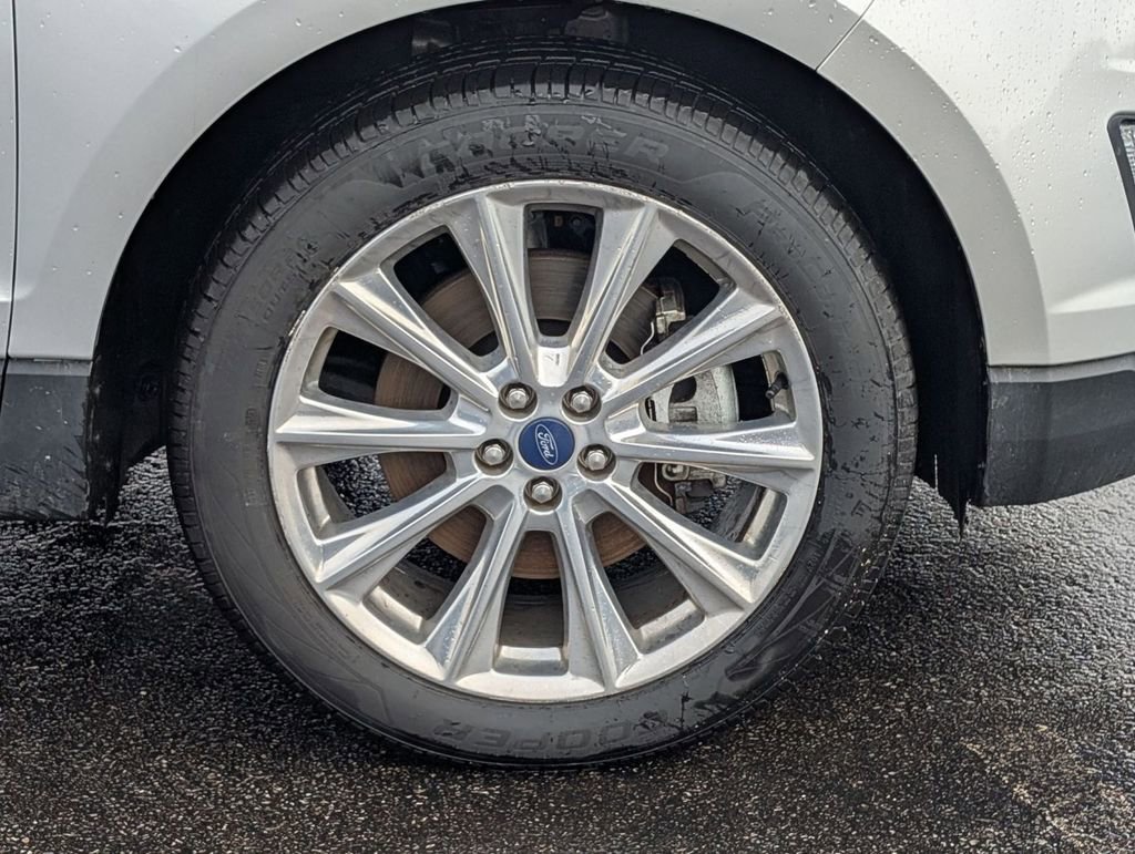 Certified 2017 Ford Edge Titanium w/ Equipment Group 301A image 18