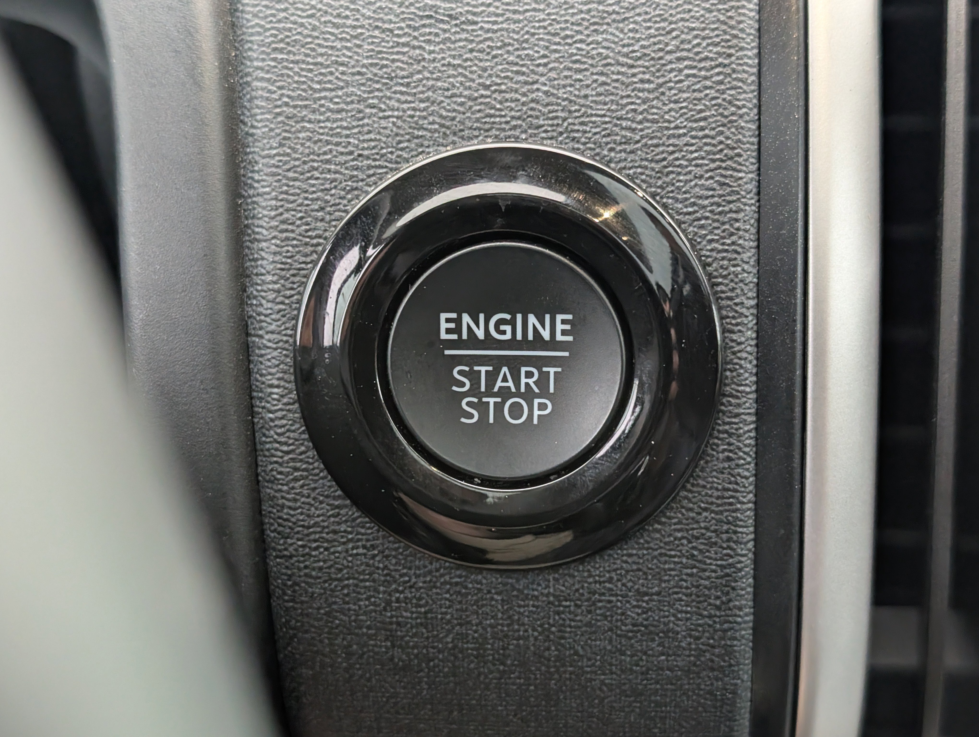 Certified 2025 Ford Expedition Active AWD/4WD image 31