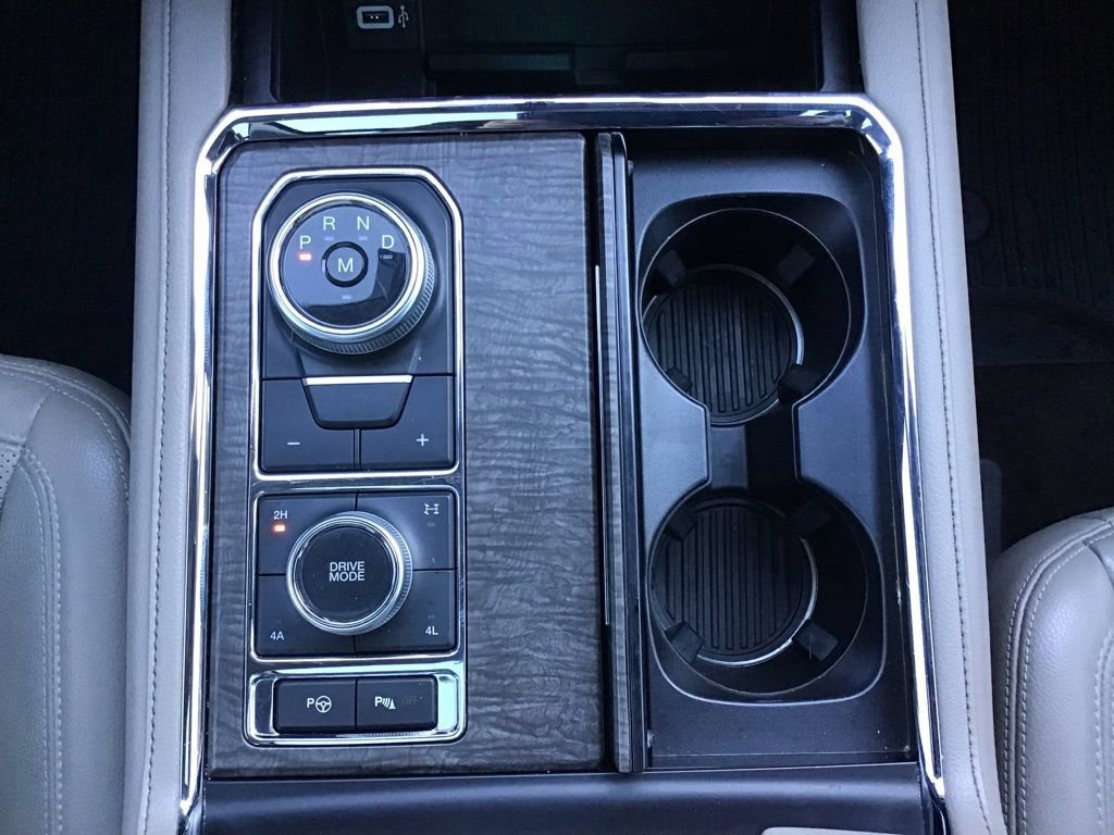 Certified 2018 Ford Expedition Max Limited w/ Equipment Group 301A image 18