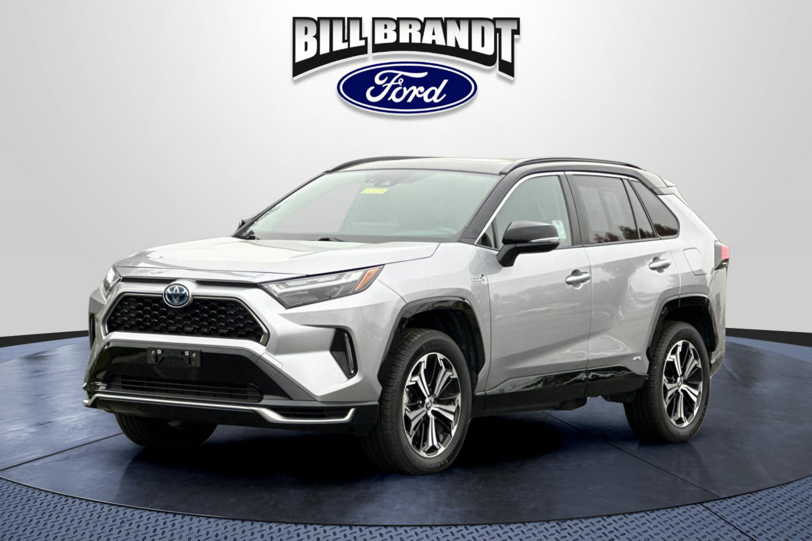 Used 2023 Toyota RAV4 XSE w/ Weather Package AWD/4WD image 7