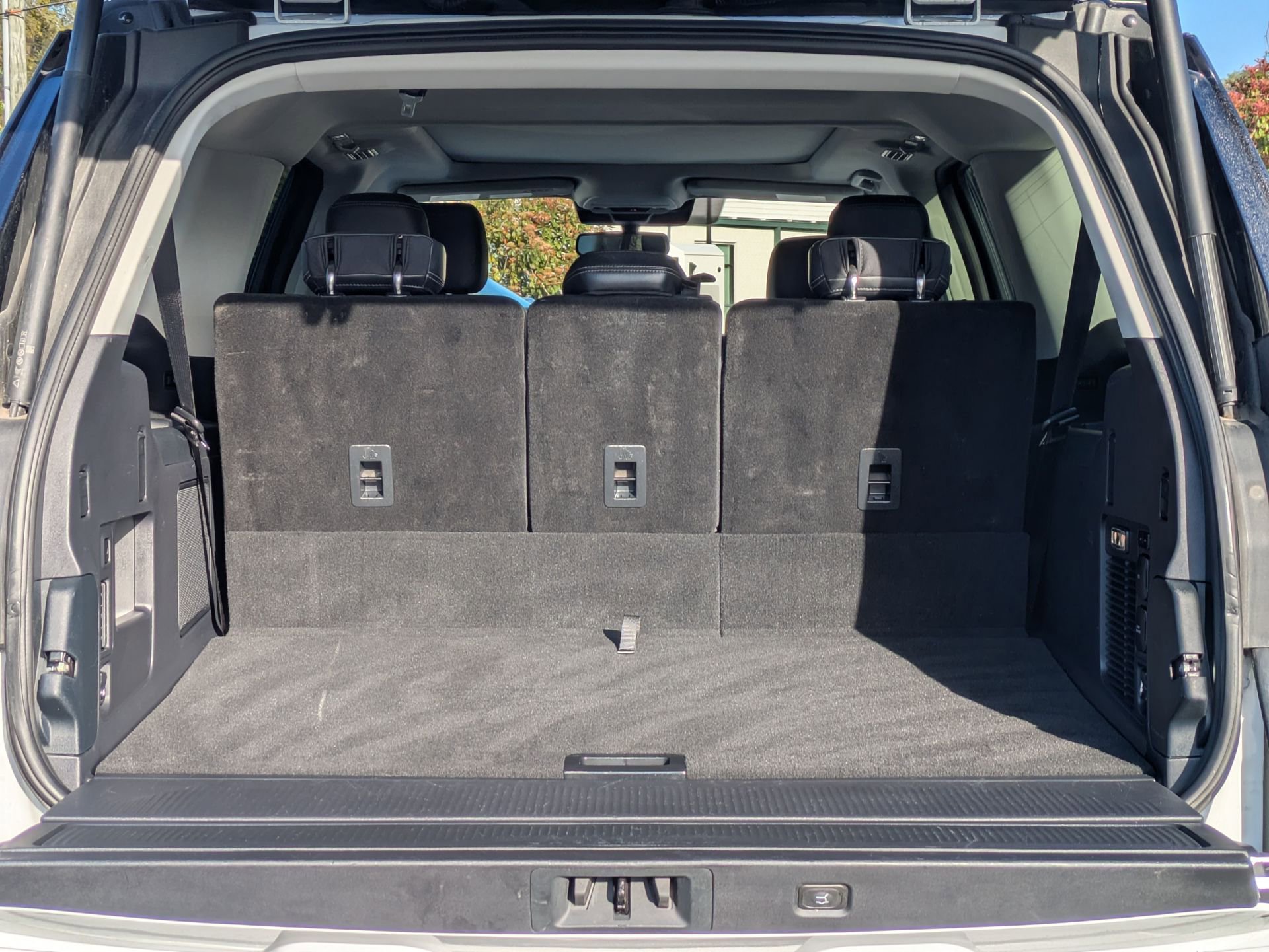 Certified 2025 Ford Expedition Max Platinum image 50