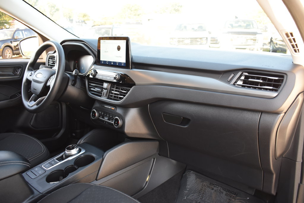 Certified 2025 Ford Escape Active AWD/4WD image 33