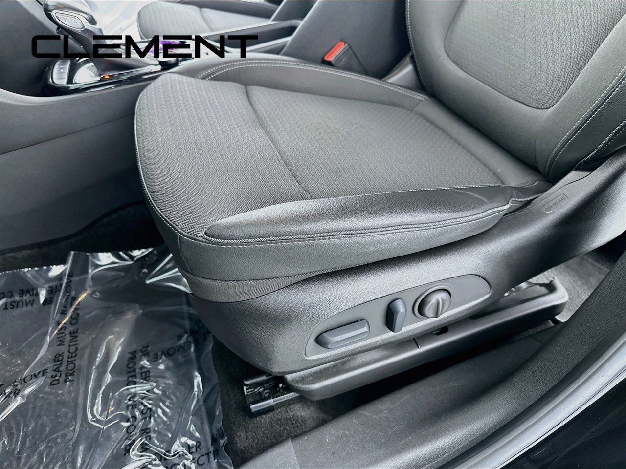 Used 2023 Buick Encore GX Select w/ Sport Touring Package FWD image 28