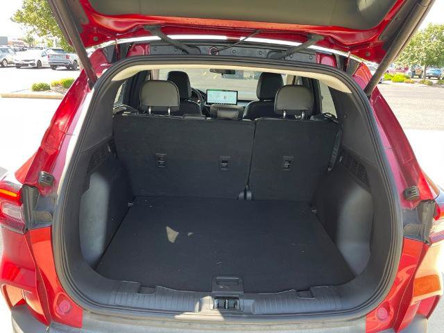 Certified 2025 Ford Escape SE FWD image 14