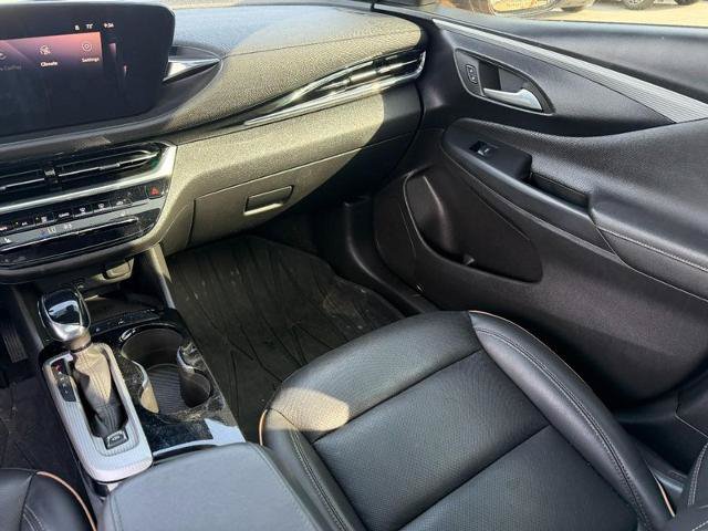 Used 2025 Buick Envista Avenir FWD image 16