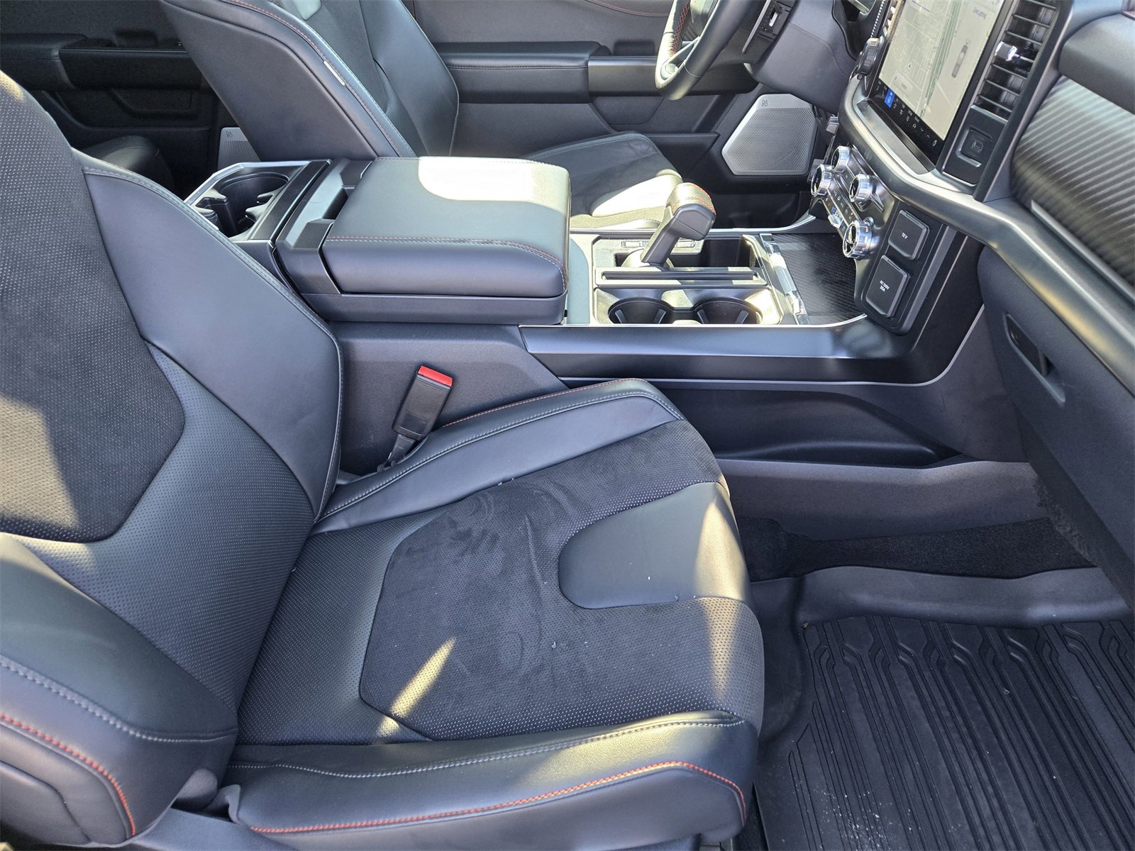 Certified 2025 Ford F150 Raptor image 13