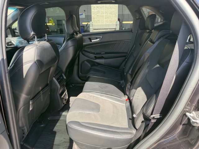 Certified 2019 Ford Edge ST w/ Equipment Group 401A AWD/4WD image 17